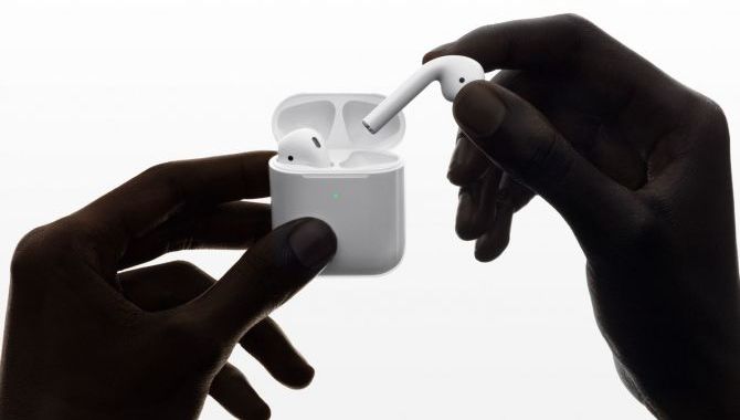 Netop Lanceret: Nye Apple AirPods oplader trådløst