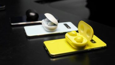 Forudbestil Galaxy S10 og få Galaxy Buds gratis