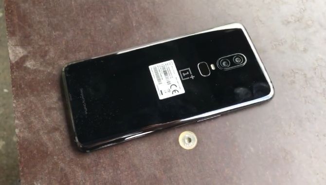 Video: Mobilsiden unboxer OnePlus 6
