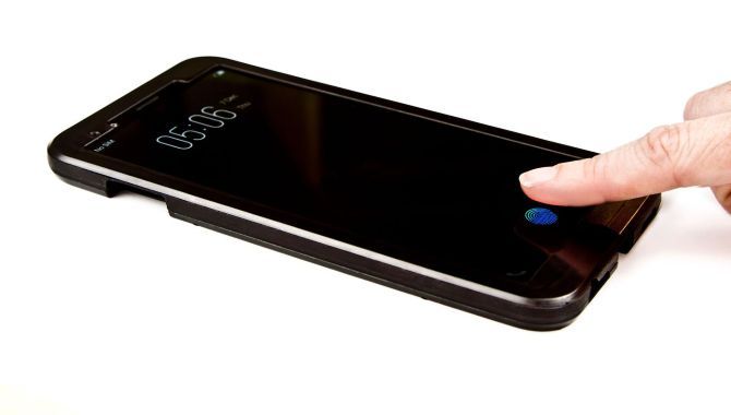 Nu kommer smartphones med fingeraftrykslæser i skærmen