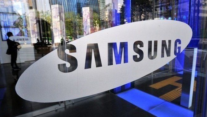 Trods ledelseskrise: Samsung tjener styrtende