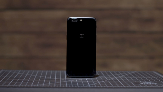 Making of-video afslører OnePlus 5