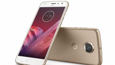 Motorola Moto Z2 Play ude sammen med nye mods