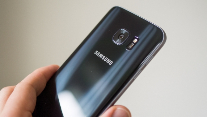 Samsung tester Android 7.0 Nougat med nyt design til Galaxy S7