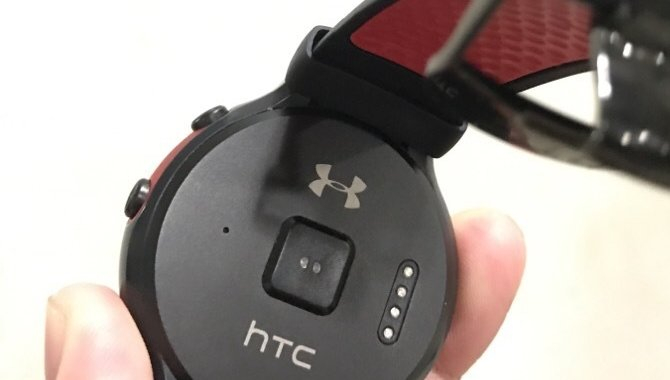 Billeder af HTCs første smartwatch lækket