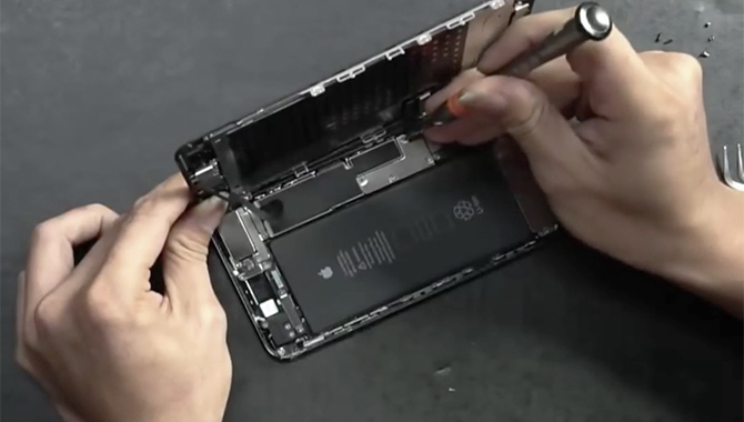 Apple iPhone 7 Plus får stadigt mindre batteri [UPDATE]