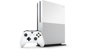 Xbox One S lander i butikkerne og leveres den 2. august