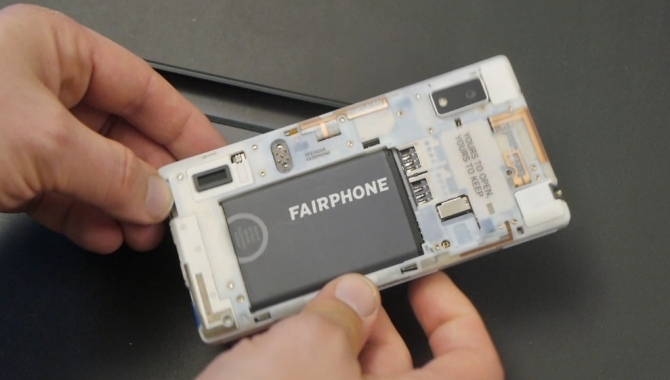 Fairphone 2 – første test af den bæredygtige smarphone [WEB-TV]