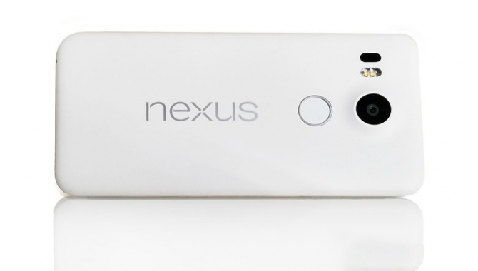 Skarpe fotos af LGs Nexus 5X slipper løs