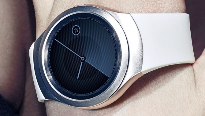 Samsung fremviser rundt smartwatch: Gear S2