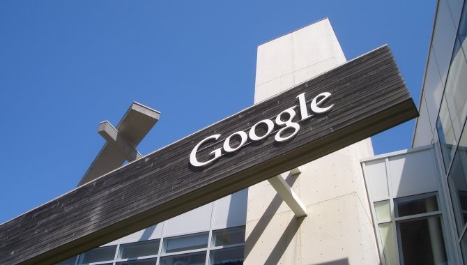 Avis: Google præsenterer sig som teleselskab i morgen