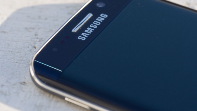 Samsung undervurderede Galaxy S6 Edge-efterspørgslen