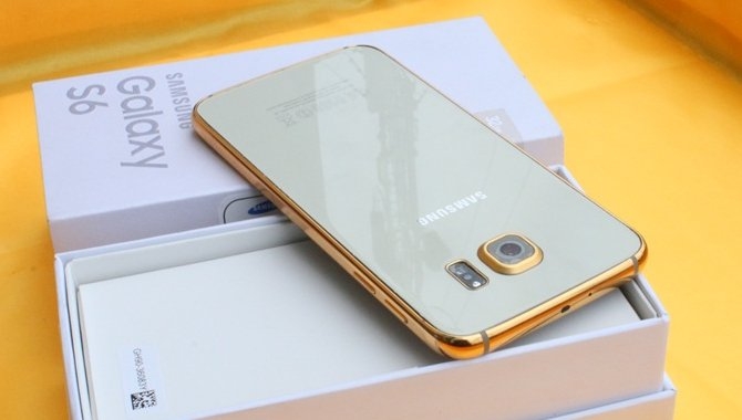Forklæd din Samsung Galaxy S6 i 24 karat guld