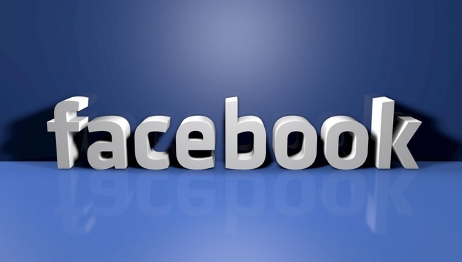 Facebook undskylder for årsgennemgang