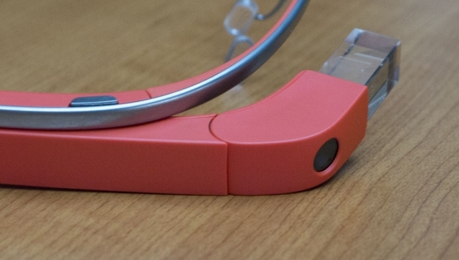 Google Glass får overhaling til næste år