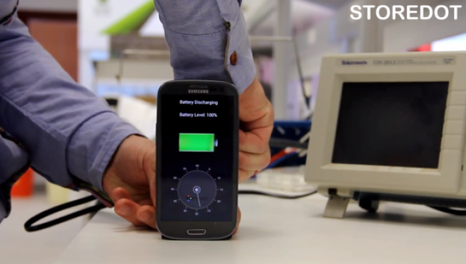 StoreDot klar til at fremvise batteri der kan oplades på 30 sekunder
