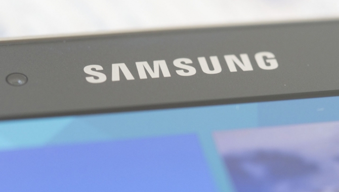 Samsung klar til foldbare skærme næste år