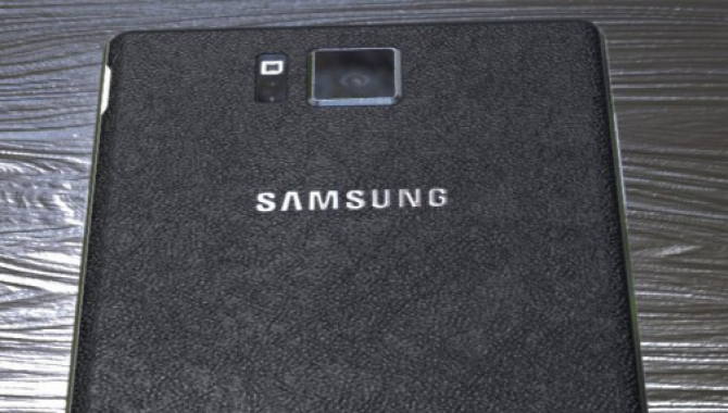 Galaxy Note 4 fanget på kamera