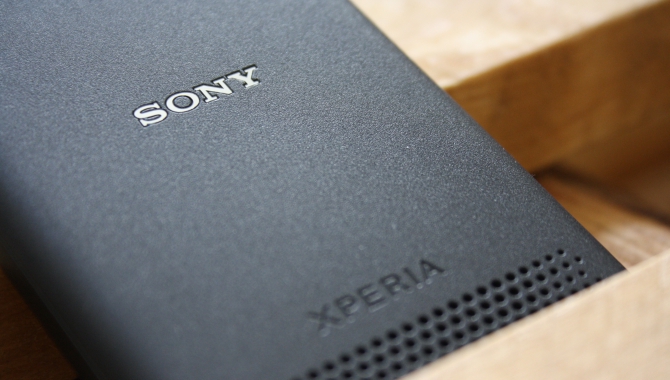 Sony Xperia Z3 igen fanget på kamera