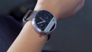 Motorola giver smugkig på Moto 360 her