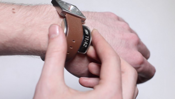 Glance, et smartwatch til dit eksisterende ur