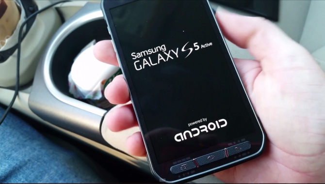 Rå Samsungs S5 Active afsløret på video