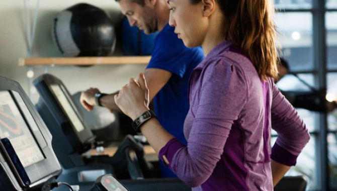 Samsung fitness lancering den 28 maj