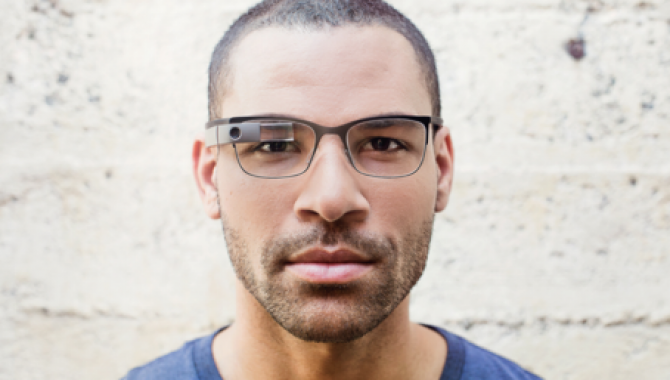 Google Glass kan købes af alle, men kun 1 dag