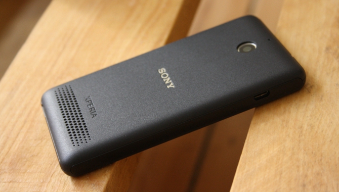 Sony Xperia E1 anmeldelse: Smartphone eller Walkman? [TEST]