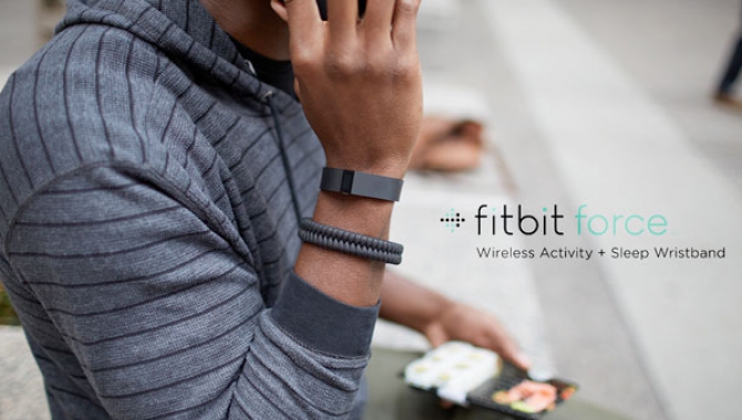 FitBits fitness-wearable gir eksem og tilbagekaldes