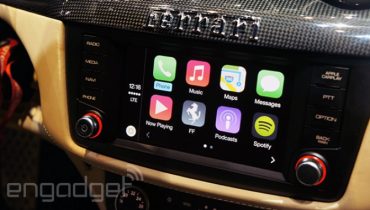 Apple viser CarPlay i en fed Ferrari FF