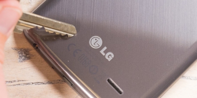 Overblik: LG G Flex anmeldeldt, Android til sofabordet og telefonskærme der fylder fronten ud.