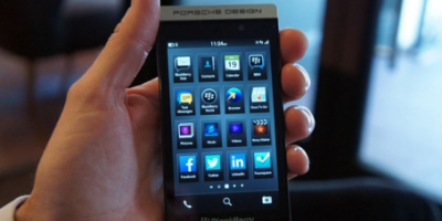 BlackBerry P9982 er en eksklusiv Z10 i Porsche-design