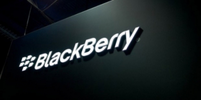 BlackBerry afbryder salg og udskifter direktøren