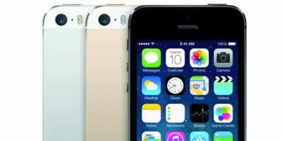 iPhone 5S og 5C sælges i Danmark fra 25. oktober