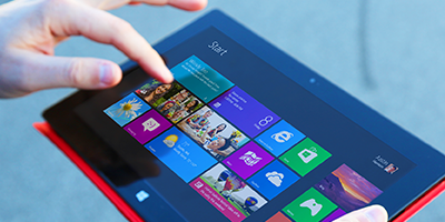 Analytiker: Microsoft bør sælge Surface hos flere forhandlere
