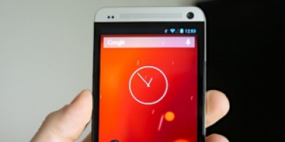 HTC One med Android 4.3 spottet