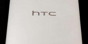 HTC M4 er HTC First uden Facebook Home