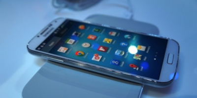 Samsung Galaxy S4 får mulighed for trådløs opladning