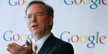 Google formand: Vi vinder over Apple og er stolte kapitalister