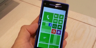 Web-TV: Kom tæt på Windows Phone 8X by HTC