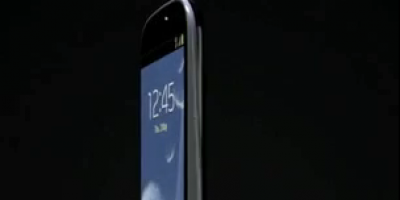 Samsung Galaxy S III spottet i sort