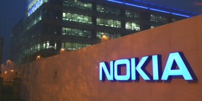 Økonomisk gulerod skal forhindre flugt fra Nokia