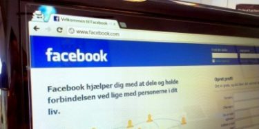 Er du ærlig på Facebook og Twitter?