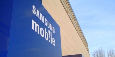 Samsung vinker farvel til Nokia