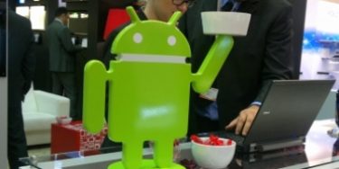 Se Googles messestand på MWC 2012