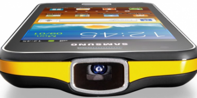 Se Samsung Beams projektor i aktion