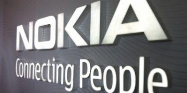 Nokia afviser salg af smartphone-division