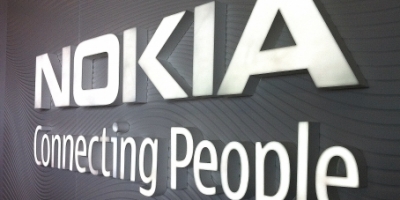 Nokia afviser salg af smartphone-division