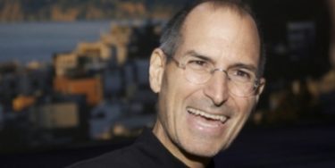 Sony vil lave film om Steve Jobs